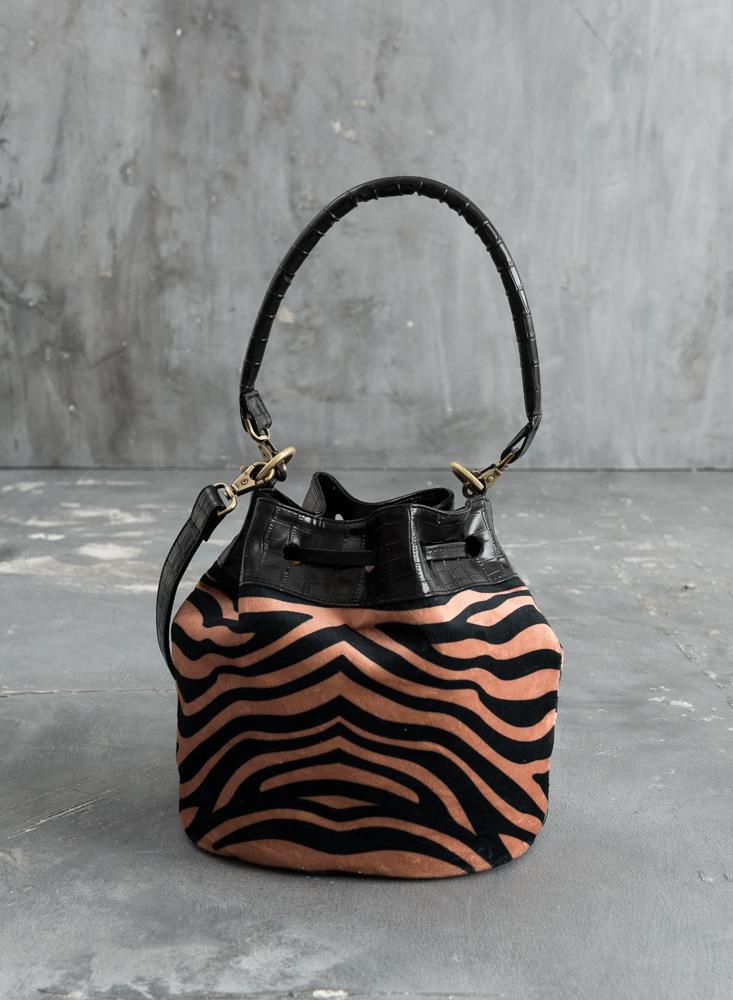 Bolso Tipo Bucket ARKITECT  FB1330C