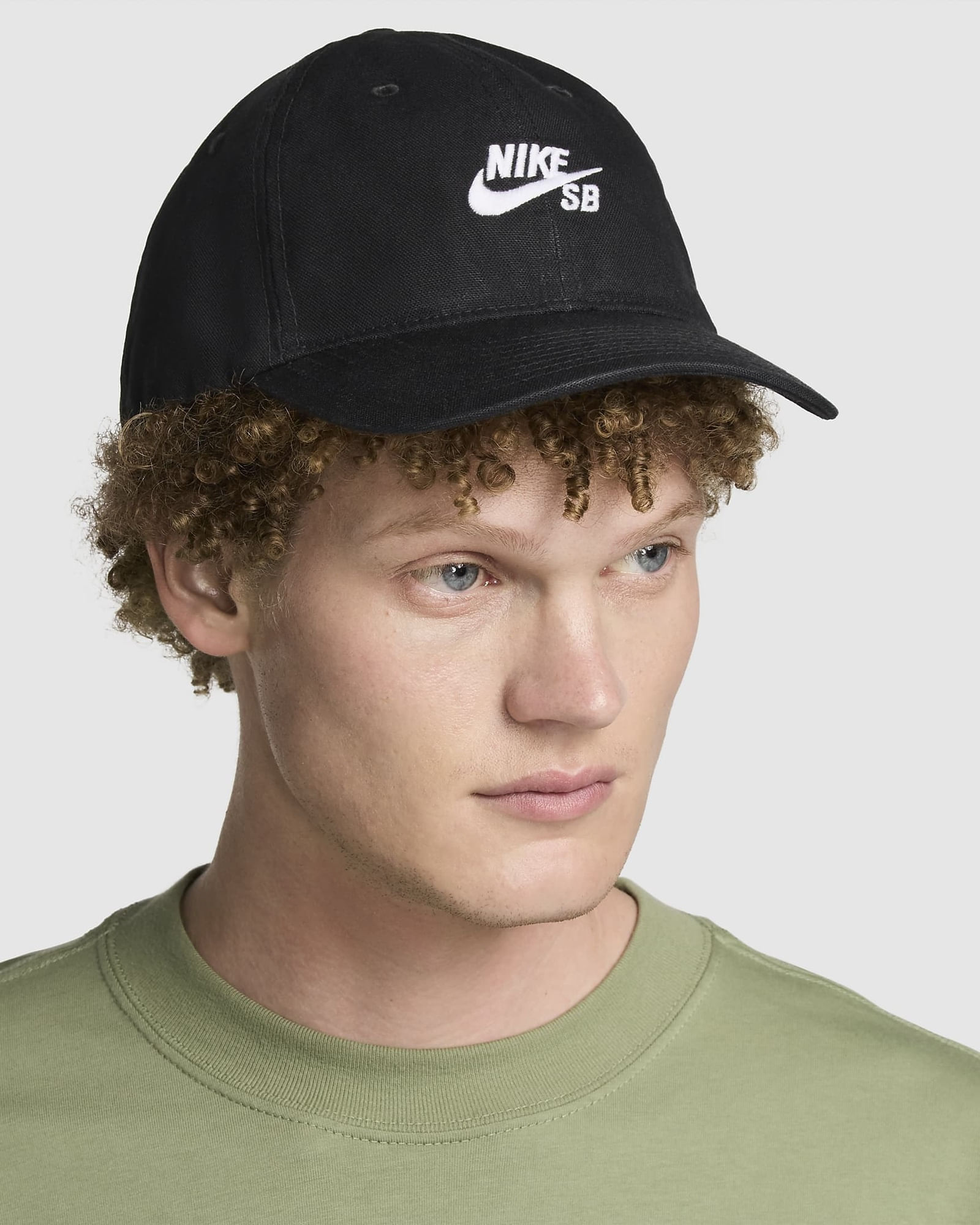 Gorra Nike Sb Club HF7278-010
