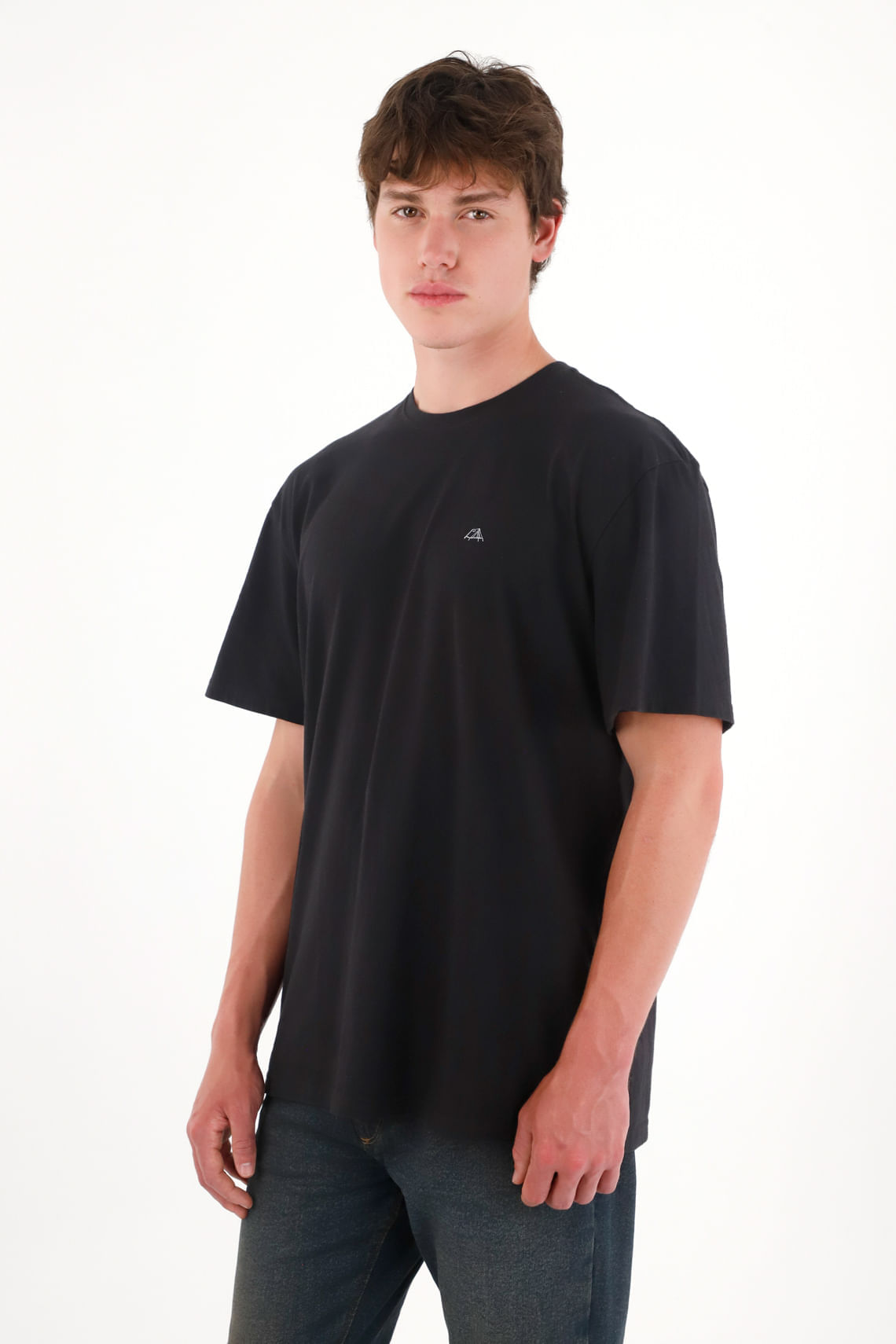 Camiseta básica estampada en espalda negro para hombre