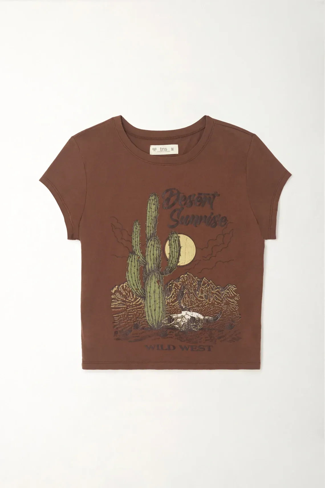 Camiseta crop con estampado café para mujer