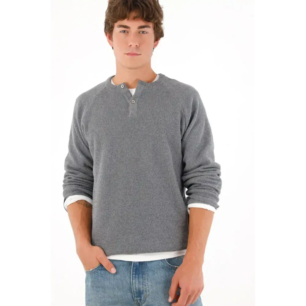 Buzo con capucha gris para hombre