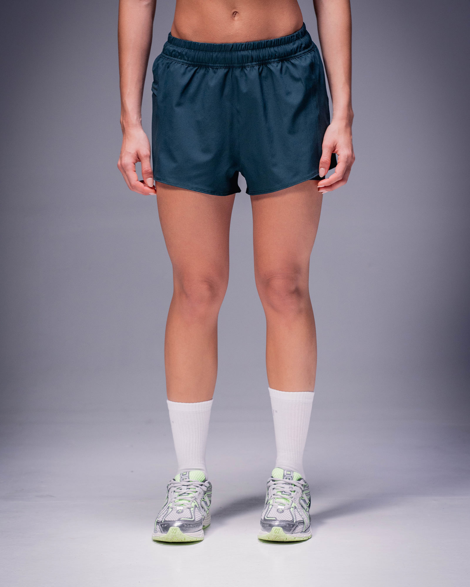 Short Running Dinamic Con Biker Interno,  Color Verde Oscuro Para Mujer