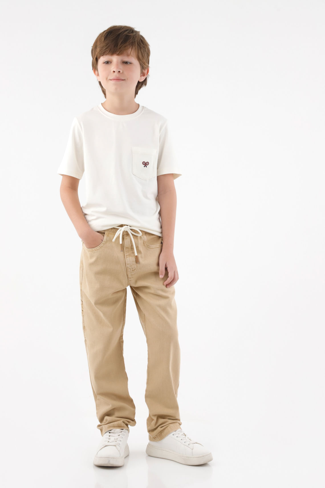Pantalón para niño de algodón beige fit recto con cordón visible