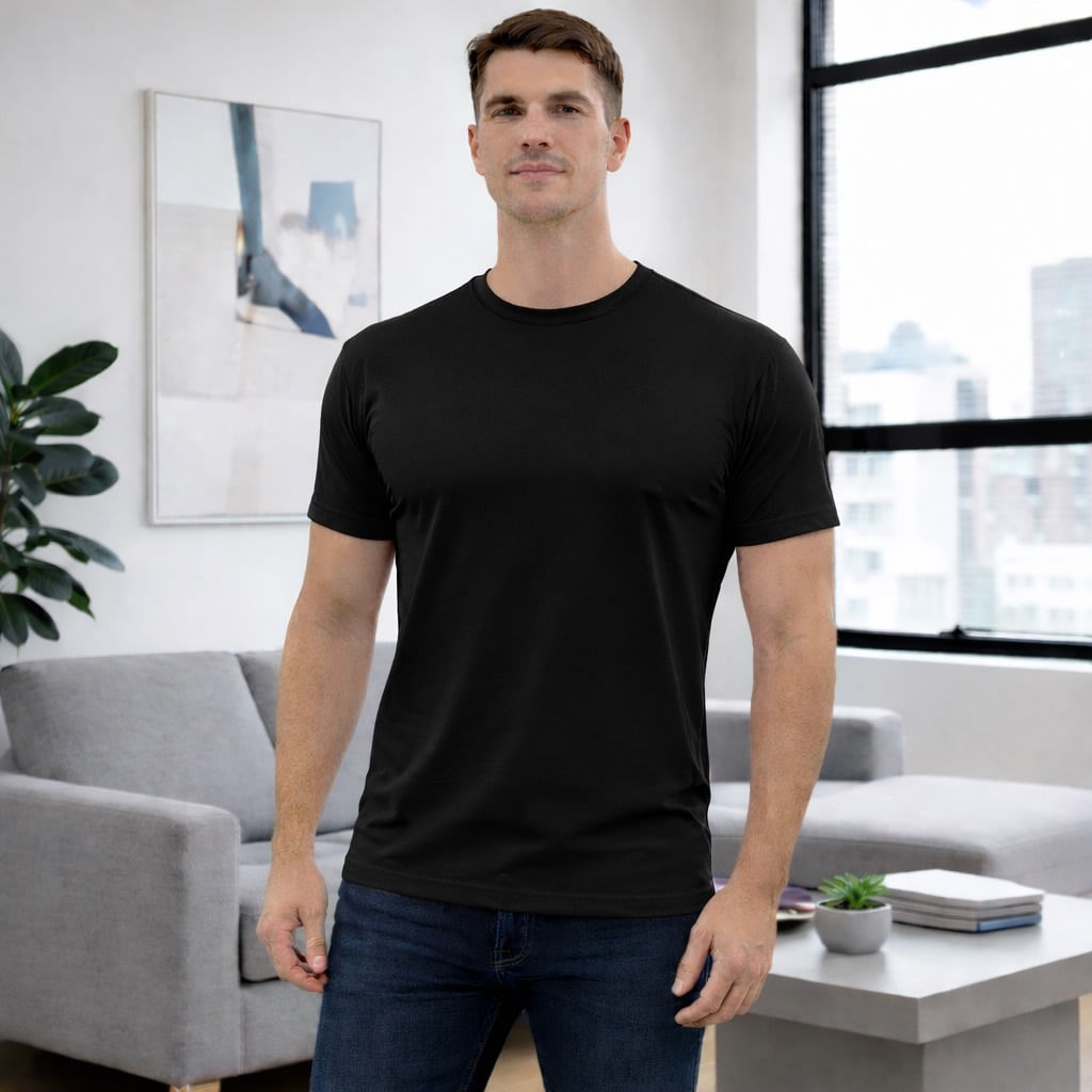 Camiseta Unicolor Premium en Poliéster Extrasuave Negro. Ajuste Cómodo y Estilo Moderno.