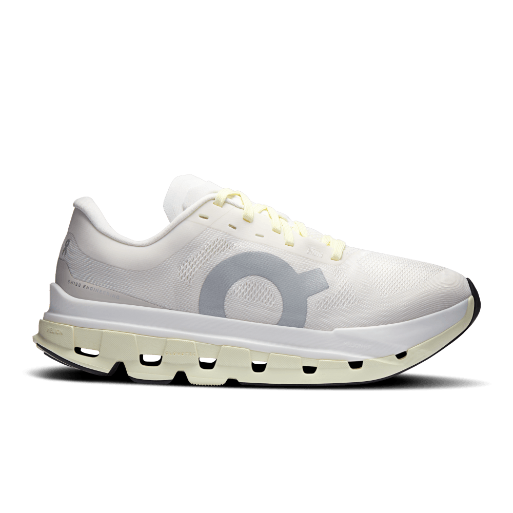 On Cloudflow 5 Tenis beige de mujer para correr