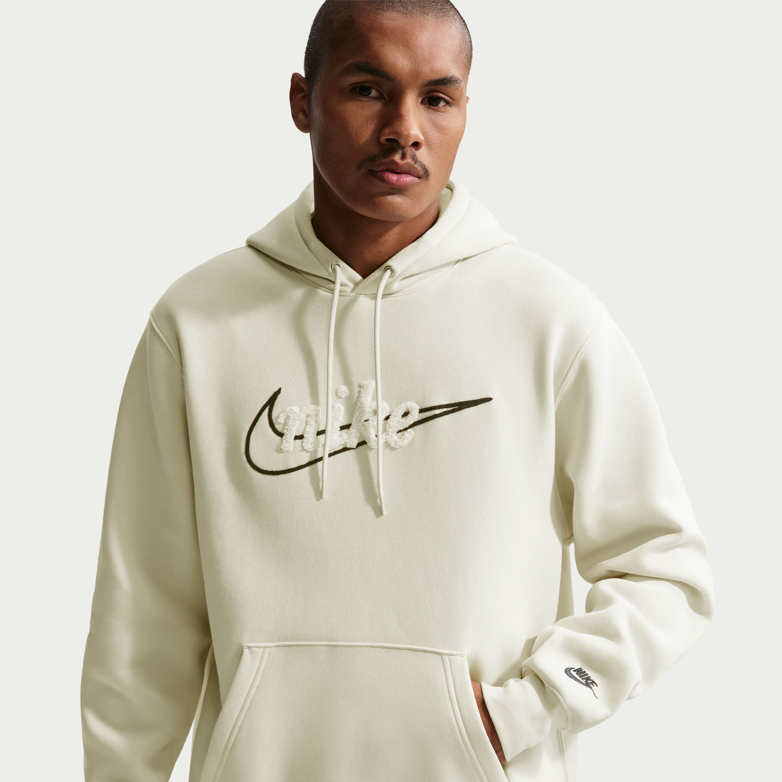 Nike M Nk Club Bb Hoodie Ctb Buzo beige de hombre lifestyle